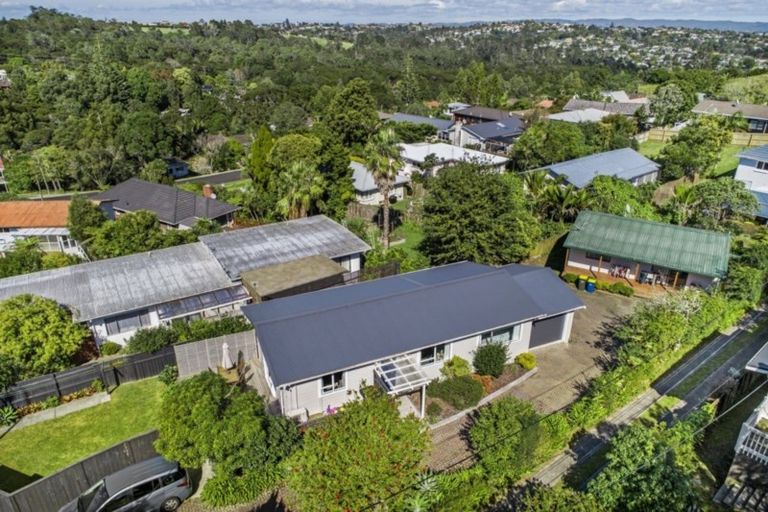 Photo of property in 1/298 Glenfield Road, Glenfield, Auckland, 0629