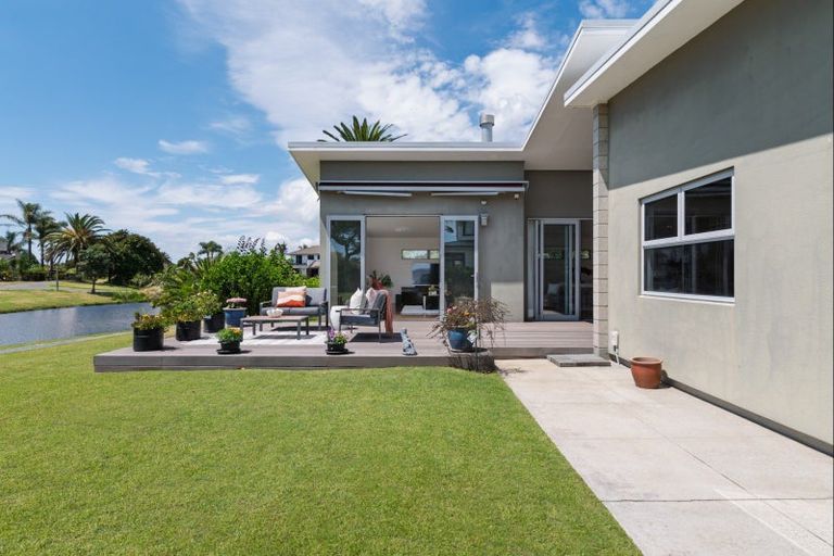 Photo of property in 22 Montego Drive, Papamoa Beach, Papamoa, 3118