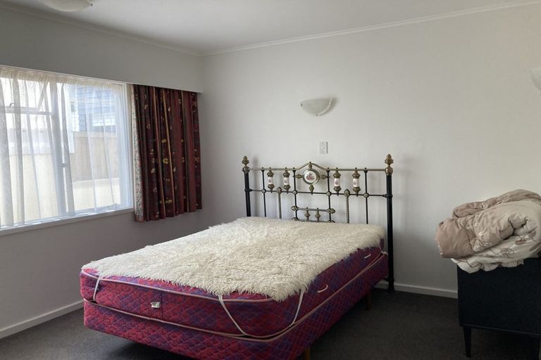 Photo of property in 16 Ruakiwi Road, Hamilton Lake, Hamilton, 3204