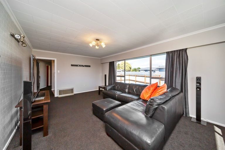 Photo of property in 12 Saxton Road, Upper Vogeltown, New Plymouth, 4310