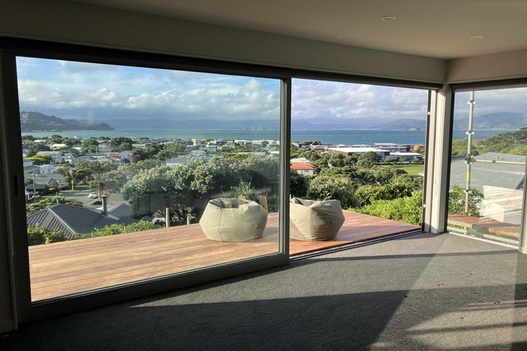 Photo of property in 39b Mantell Street, Seatoun, Wellington, 6022