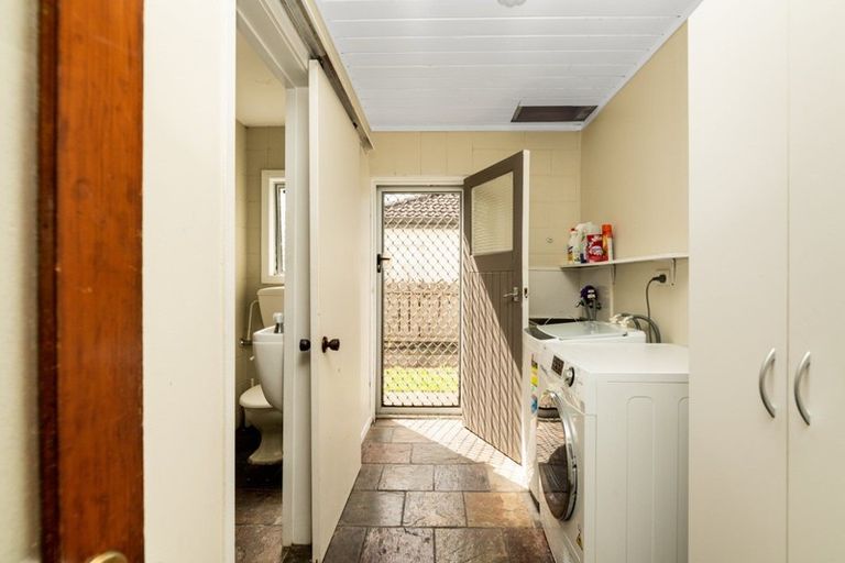 Photo of property in 44 Ngatai Road, Otumoetai, Tauranga, 3110