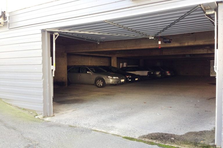 Photo of property in 8 Broadway Street, Martinborough, 5711