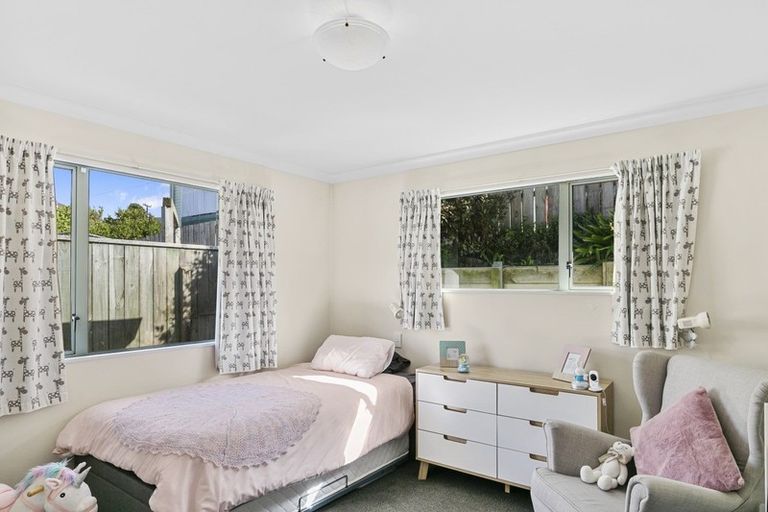 Photo of property in 1 Tuki Street, Titahi Bay, Porirua, 5022