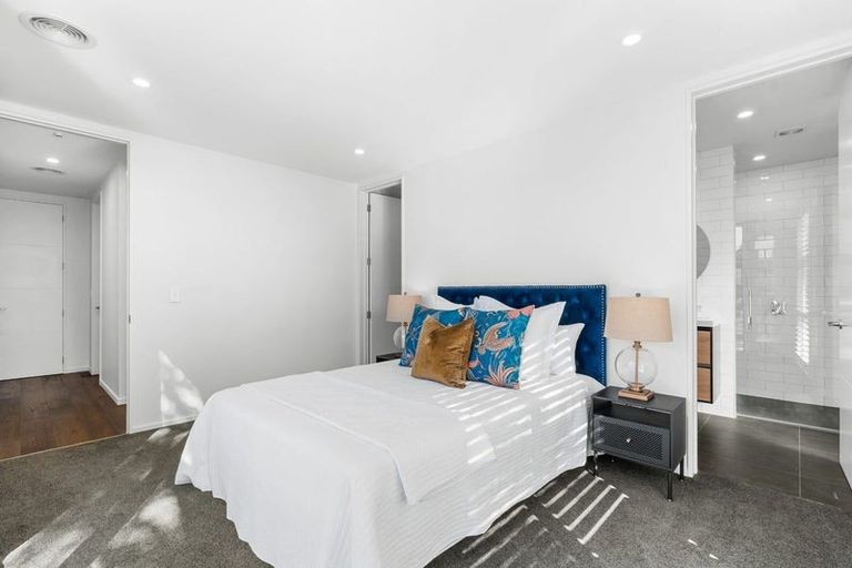 Photo of property in 42 Tui Street, Fendalton, Christchurch, 8041