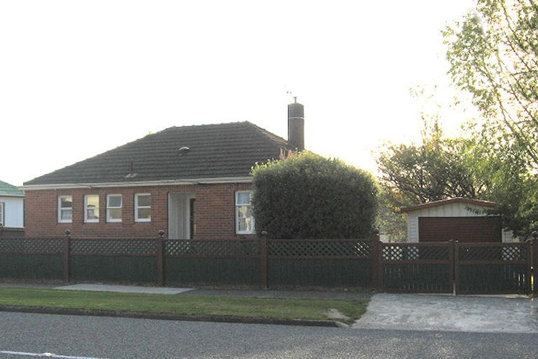 Photo of property in 139 Waddington Drive, Naenae, Lower Hutt, 5011