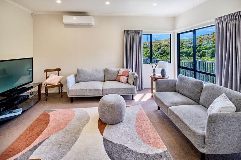 Photo of property in 89 Kentwood Drive, Woodridge, Wellington, 6037