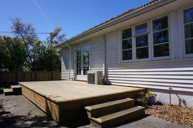 Photo of property in 7 Newall Avenue, Bryndwr, Christchurch, 8052
