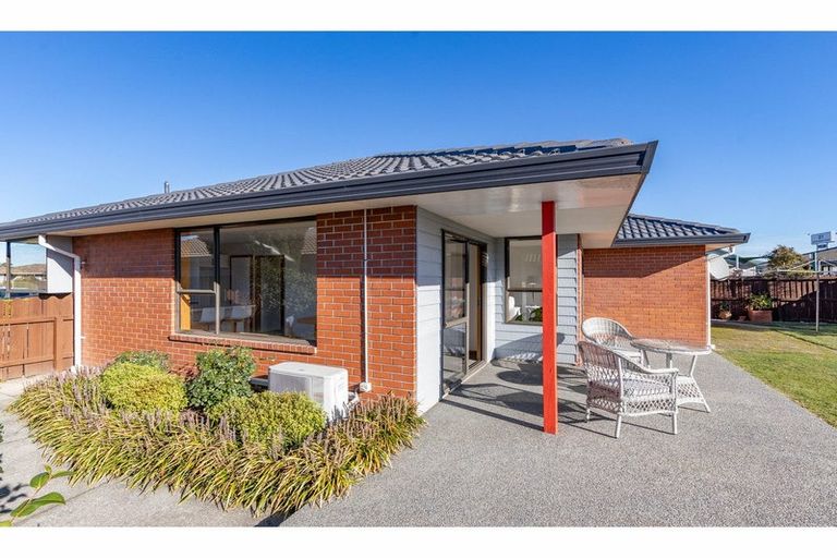 Photo of property in 7 Peebles Drive, Hei Hei, Christchurch, 8042