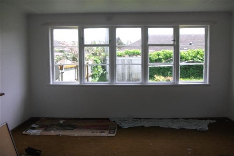 Photo of property in 17 Fisk Street, Naenae, Lower Hutt, 5011