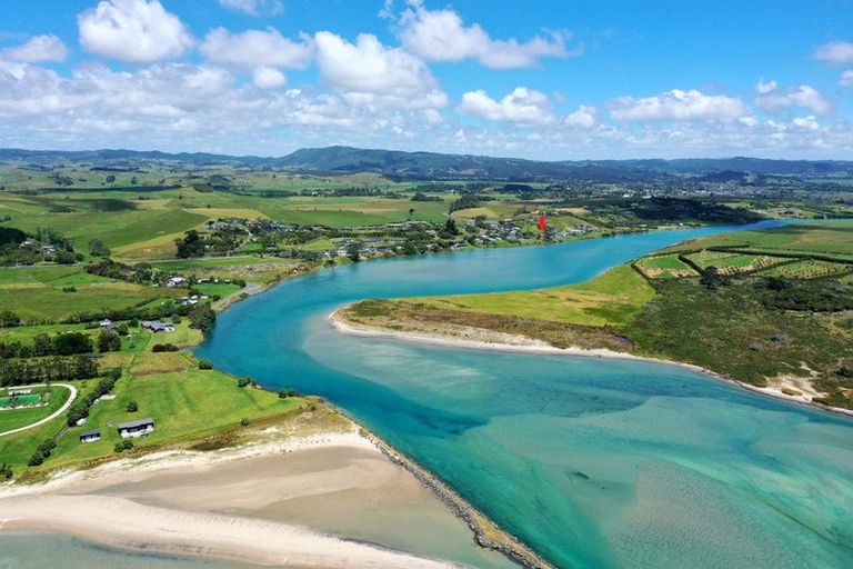 Photo of property in 19 Riverview Place, Waipu, 0582