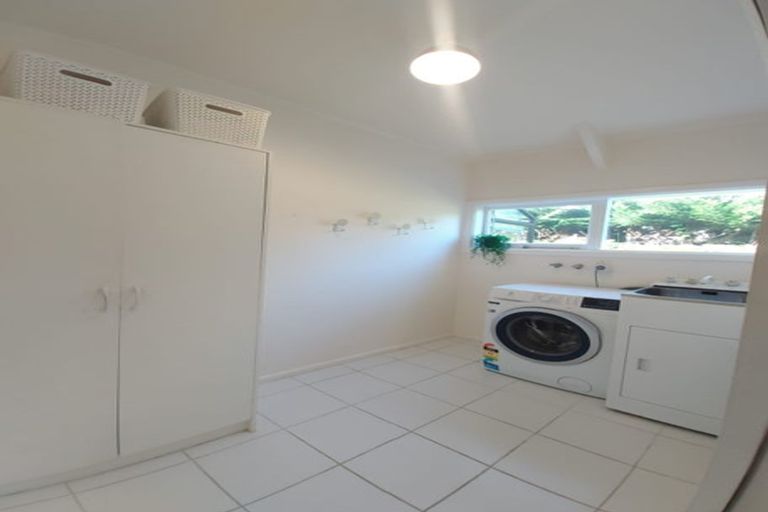 Photo of property in 210 Major Hornbrook Road, Mount Pleasant, Christchurch, 8081