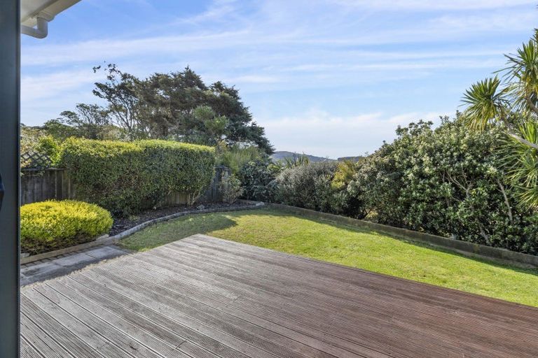 Photo of property in 13 Chorley Grove, Churton Park, Wellington, 6037