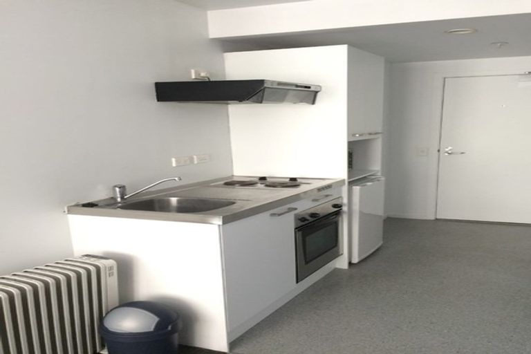 Photo of property in Orange Apartments/victoria Centr, 803/169 The Terrace, Wellington Central, Wellington, 6011