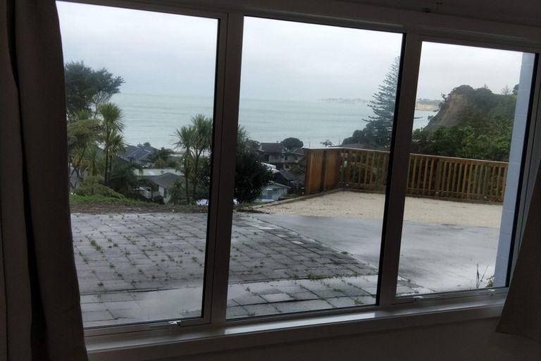 Photo of property in 32a Wade River Road, Stanmore Bay, Whangaparaoa, 0932