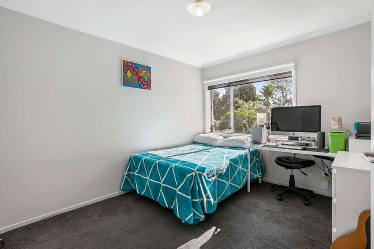 Photo of property in 67a Beach Haven Road, Beach Haven, Auckland, 0626