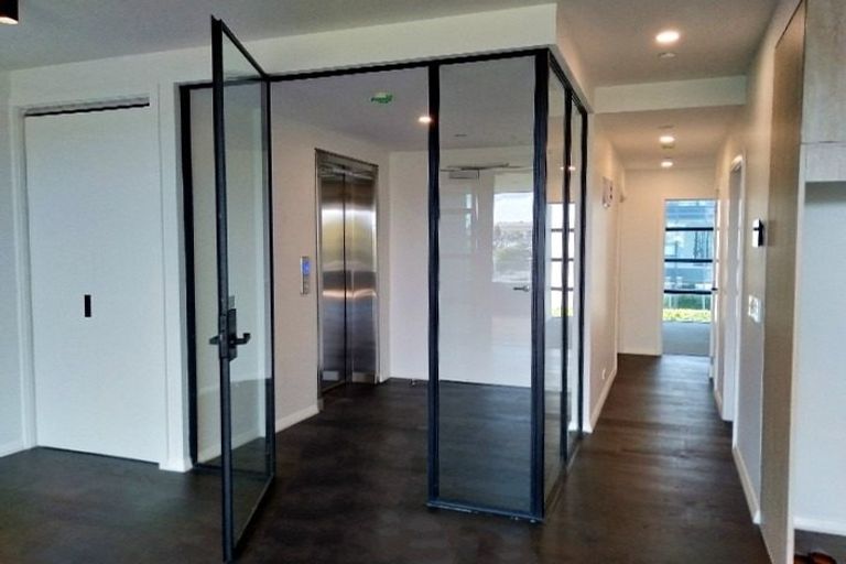Photo of property in 501/8 Kingsland Terrace, Kingsland, Auckland, 1021