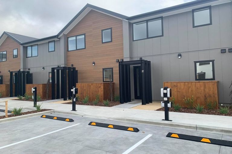 Photo of property in 7/25 Hargest Crescent, Sydenham, Christchurch, 8023