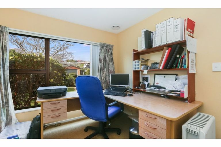 Photo of property in 9 Clearwater Terrace, Brown Owl, Upper Hutt, 5018