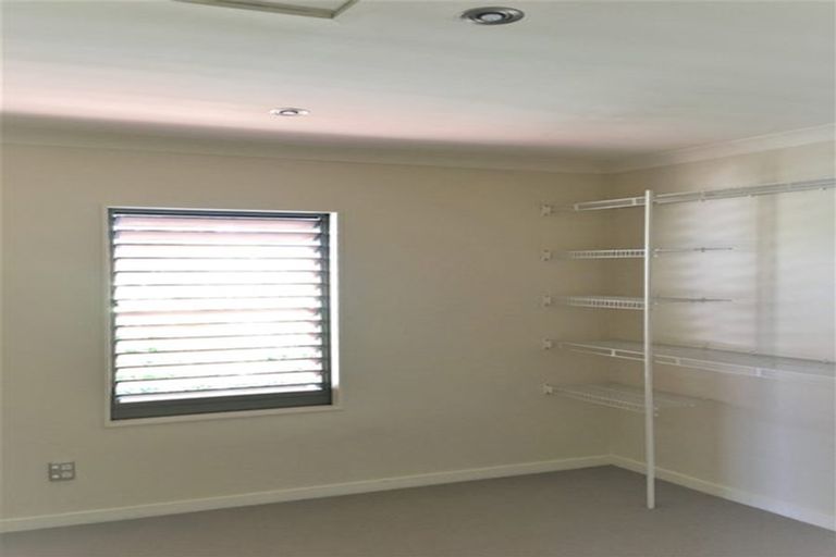 Photo of property in 92a Shakespeare Road, Milford, Auckland, 0620