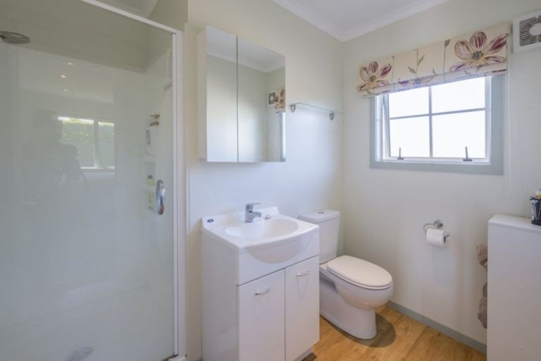 Photo of property in 87 Te Whanga Road, Levin, 5572