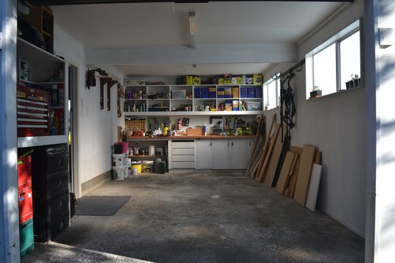 Photo of property in 16 Anaheim Place, Churton Park, Wellington, 6037