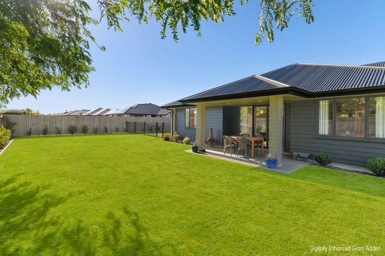 Photo of property in 37 Roxburgh Place, Tinwald, Ashburton, 7700