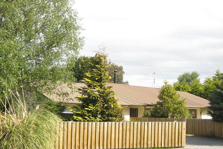 Photo of property in 9 Allin Drive, Waikuku Beach, 7402