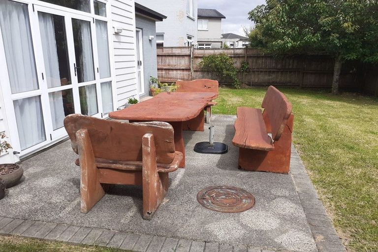 Photo of property in 7 Thornton Green, Karaka, Papakura, 2113