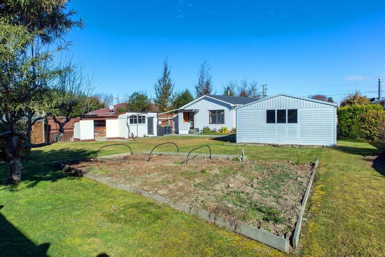 Photo of property in 25 Connolly Street, Geraldine, 7930