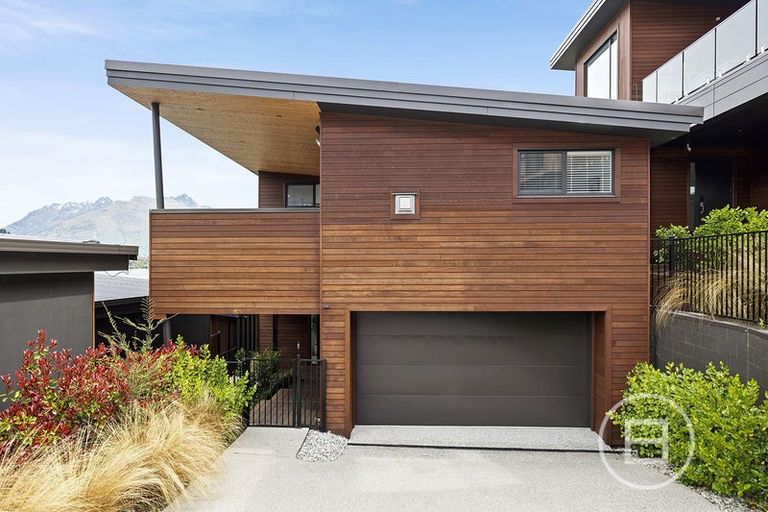 Photo of property in 13 Livingstone Lane, Frankton, Queenstown, 9300