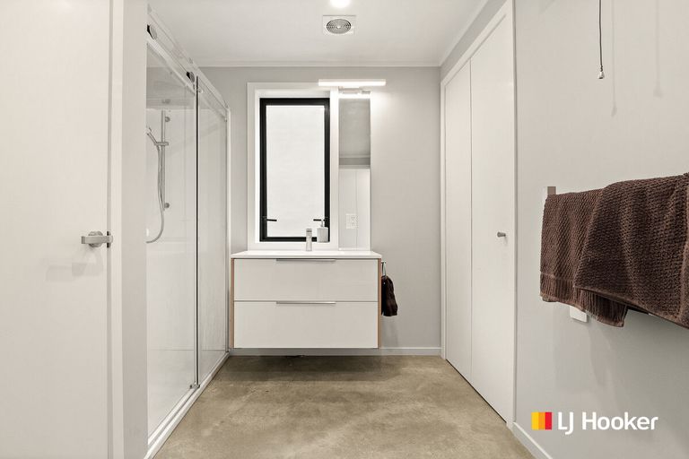 Photo of property in 108 Oxford Street, South Dunedin, Dunedin, 9012