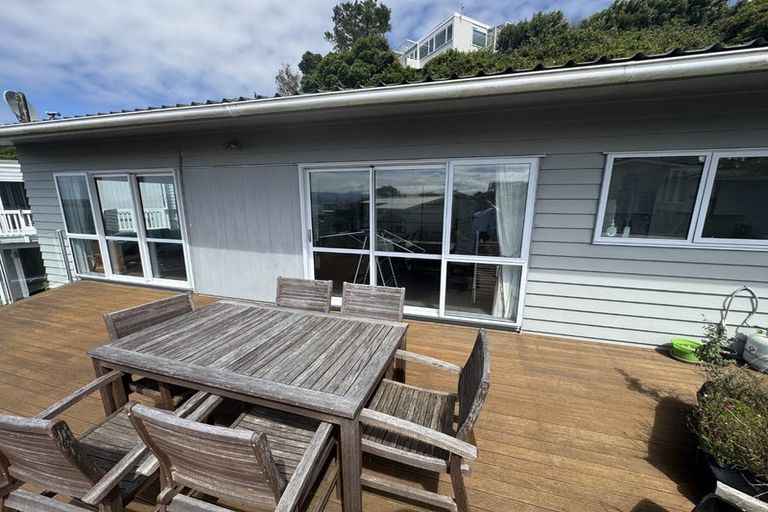 Photo of property in 12 Rama Crescent, Khandallah, Wellington, 6035