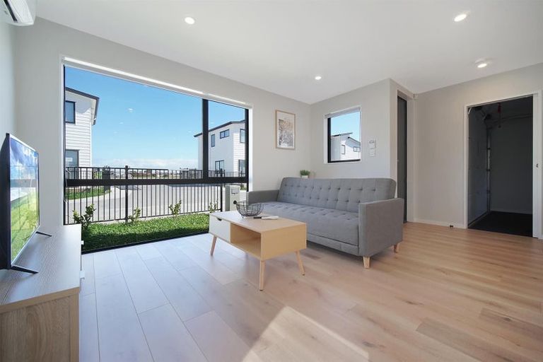 Photo of property in 890b Great South Road, Wiri, Auckland, 2104