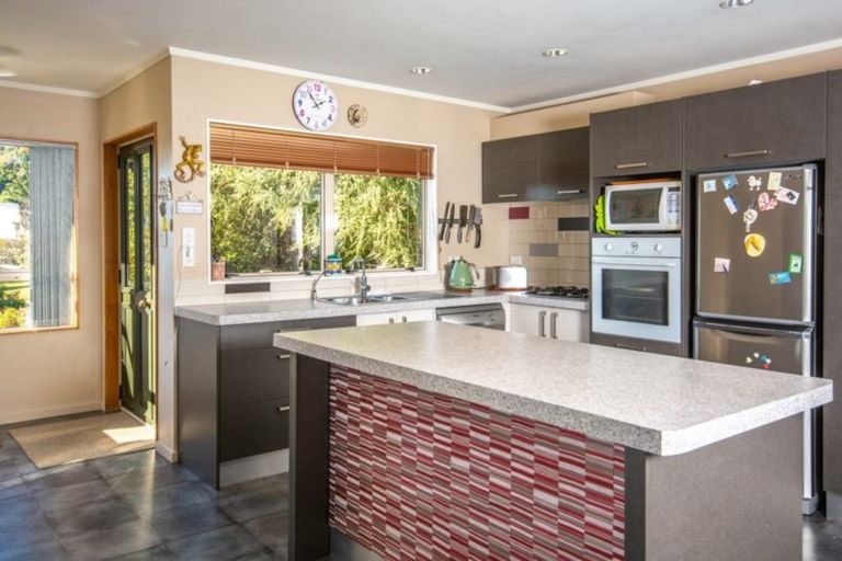 Photo of property in 9 Matai Place, Waikawa, Picton, 7220