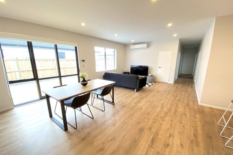 Photo of property in 3 Exmoor Road, Karaka, Papakura, 2113