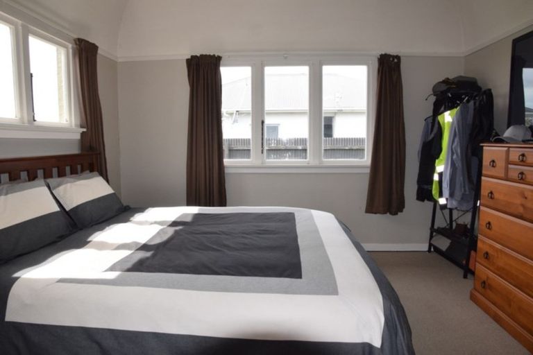 Photo of property in 22 Moa Street, Waikiwi, Invercargill, 9810