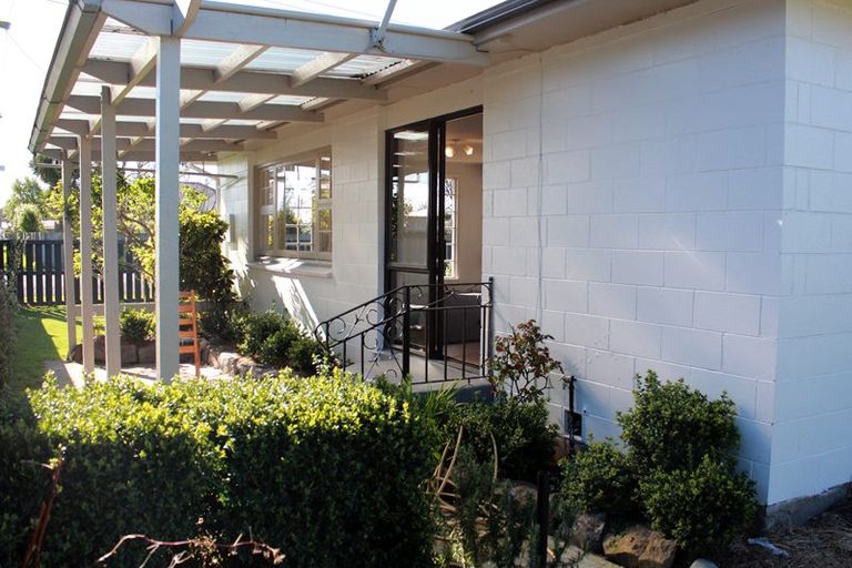 Photo of property in 10 Taumutu Road, Southbridge, 7602