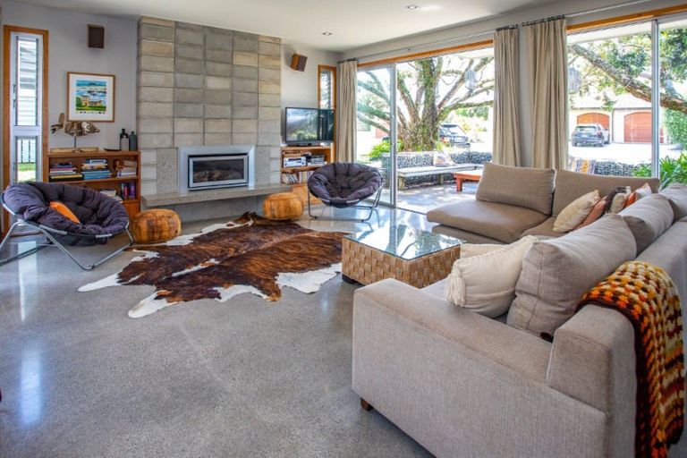 Photo of property in 217b Beverley Terrace, Whangamata, 3620
