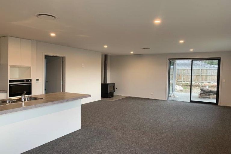Photo of property in 1 Teal Place, Lake Hawea, Wanaka, 9382