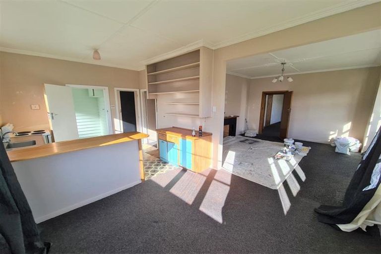 Photo of property in 9d Paynters Avenue, Strandon, New Plymouth, 4312