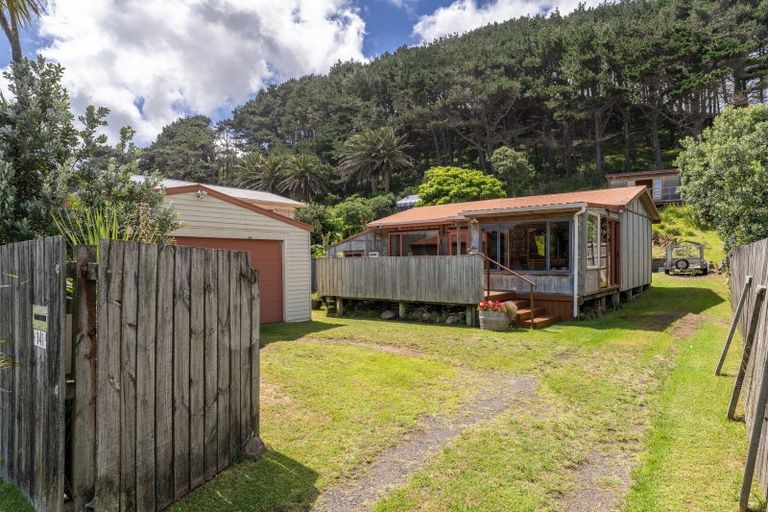 Photo of property in 141 Riria Kereopa Memorial Drive, Raglan, 3297
