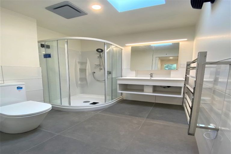 Photo of property in 200 Sydney Street West, Thorndon, Wellington, 6011