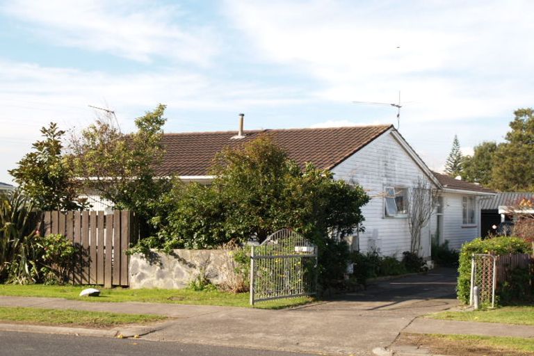 Photo of property in 25 Archboyd Avenue, Mangere East, Auckland, 2024