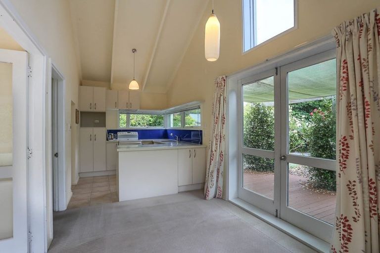 Photo of property in 2/207a Waimea Terrace, Beckenham, Christchurch, 8023