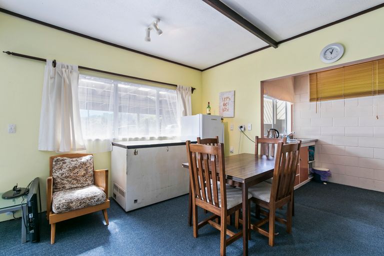 Photo of property in 26 Kingsley Street, Stokes Valley, Lower Hutt, 5019