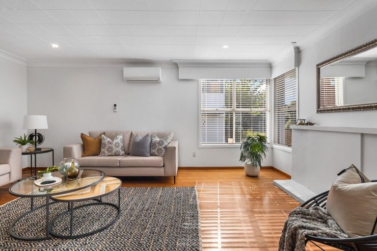 Photo of property in 24 Locarno Avenue, Sandringham, Auckland, 1025