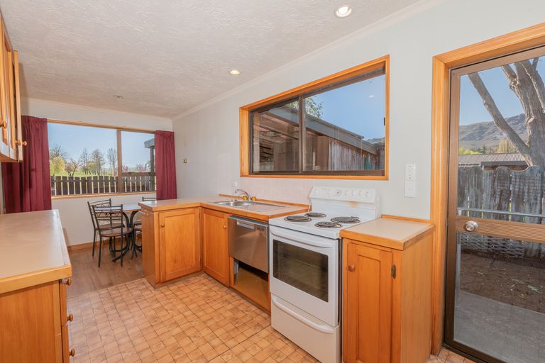 Photo of property in 157 Tarbert Street, Alexandra, 9320