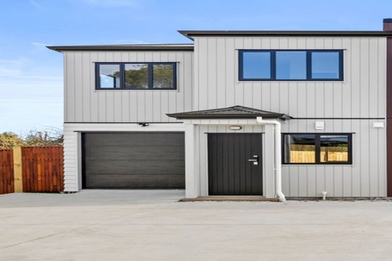 Photo of property in 40c Trentham Road, Papakura, 2110