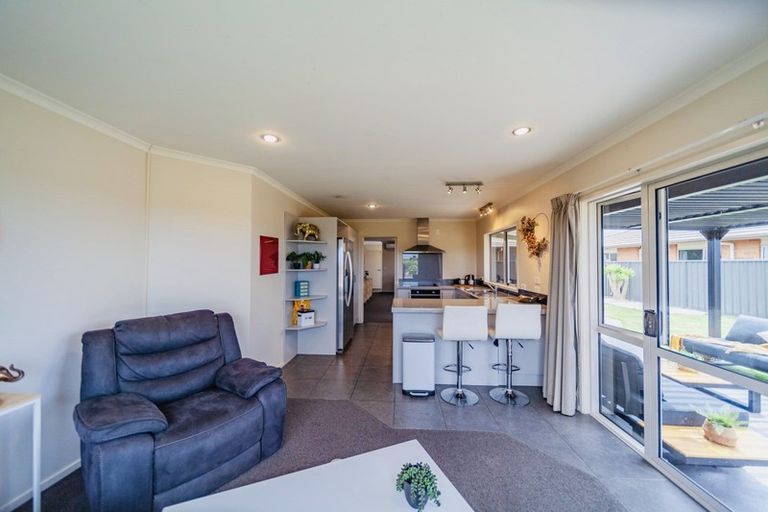 Photo of property in 33 Mcnaughton Place, Onekawa, Napier, 4110